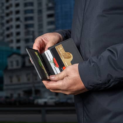 11 - Гаманець M-Tac Slim Elite. Чорний