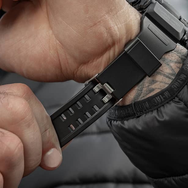 5 - Годинник тактичний 2037 Army M-Tac. Чорний