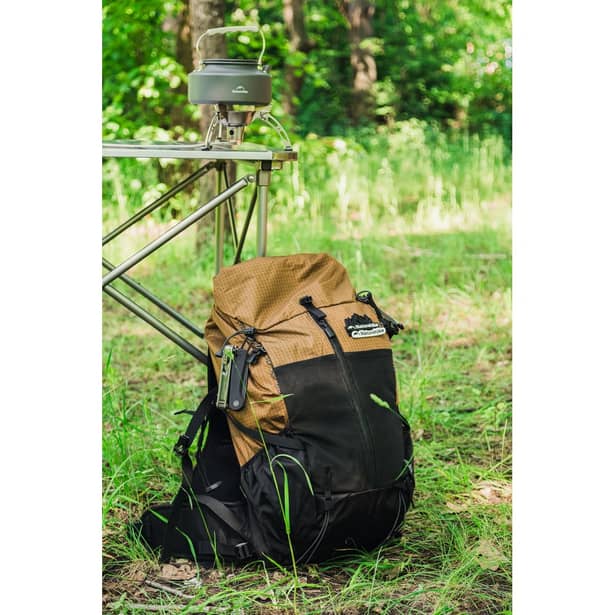10 - Рюкзак туристический Naturehike CNK2300016, 30+5л. Коричневый