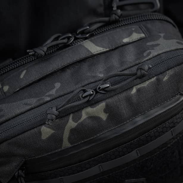 17 - Плечевая однолямковая сумка M-TAC EDC Bag Elite. Multicam Black