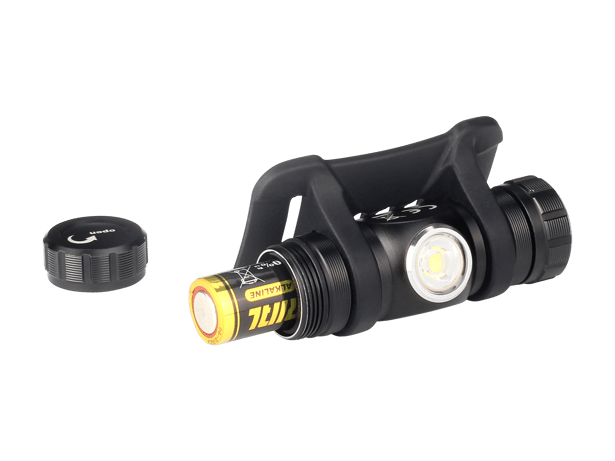 16 - Ліхтар налобний Fenix HM23