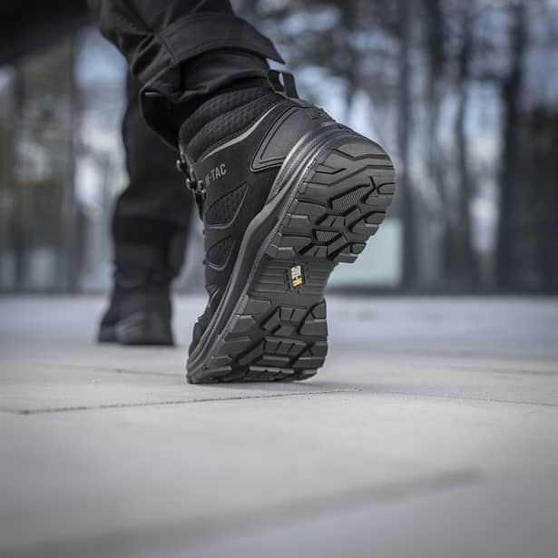 12 - Напівчеревики тактичні літні M-Tac Iva. Чорний