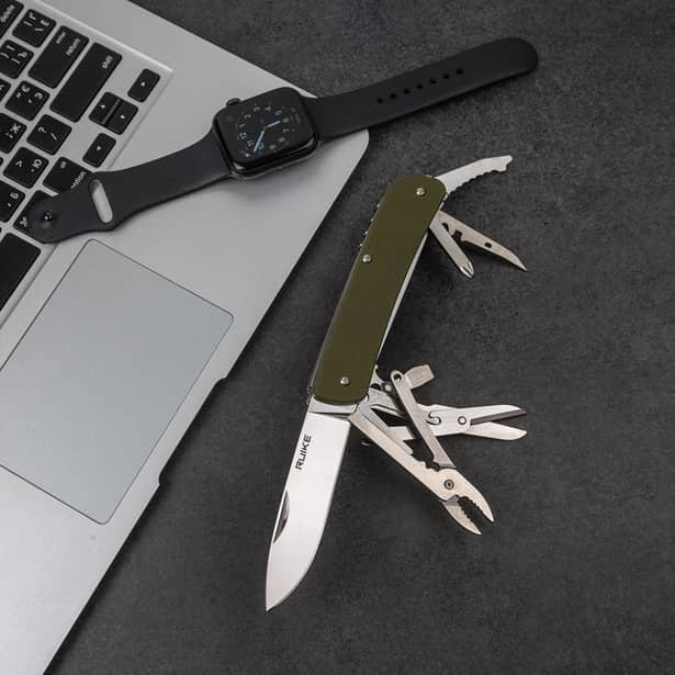 6 - Многофункциональный нож Ruike Criterion Collection L51 зеленый