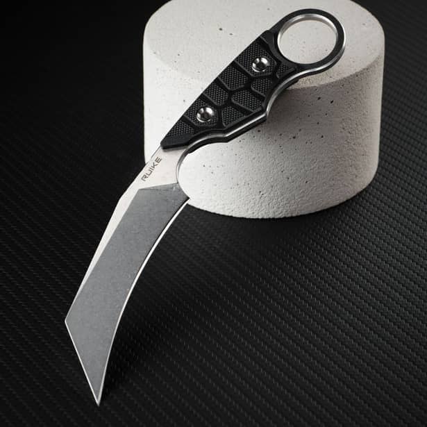 9 - Нож Ruike FS68-B