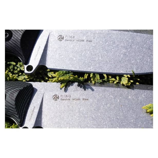 4 - Ніж Ruike Jager F118-B Black