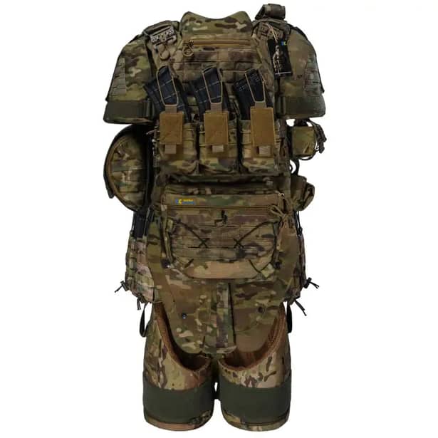 3 - Плитоноска BOGUNKA в максимальной комплектации: баллистическая защита шеи, плеч, боковин, паха, фартука, пояса и ног. Цвет Мультикам