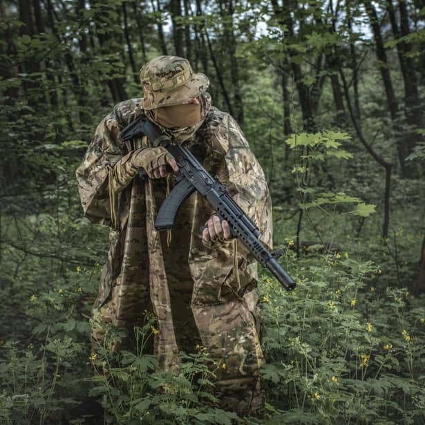 11 - Тактичне пончо M-Tac. Мультикам