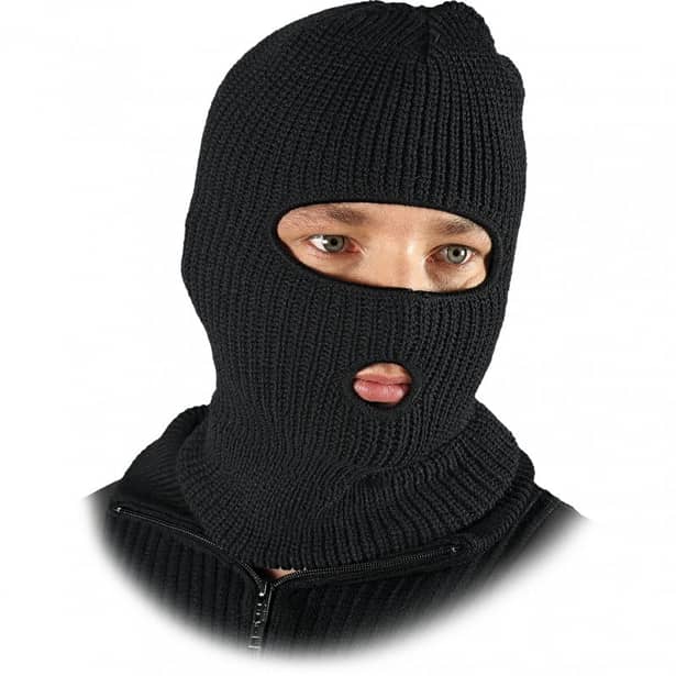 1 - Балаклава зимова. Чорна