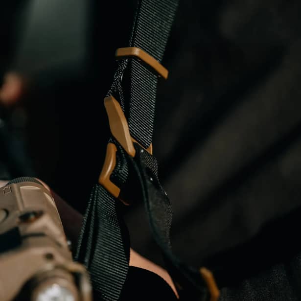 6 - Ремінь збройовий RAGNAROK Katana (KATANA-B) з карабіном Ghost Hook, Койот-Чорний