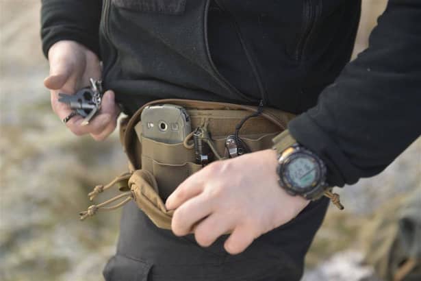 11 - Сумка на пояс Helikon Bandicoot. Олива