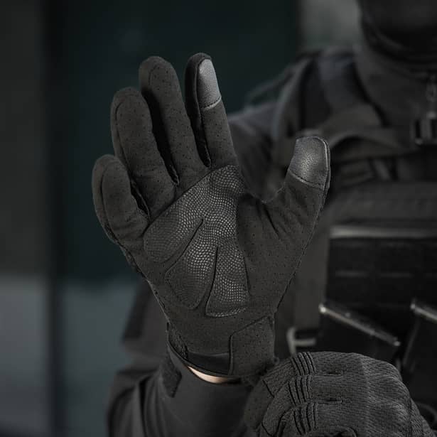 8 - Перчатки M-Tac A30. Черный