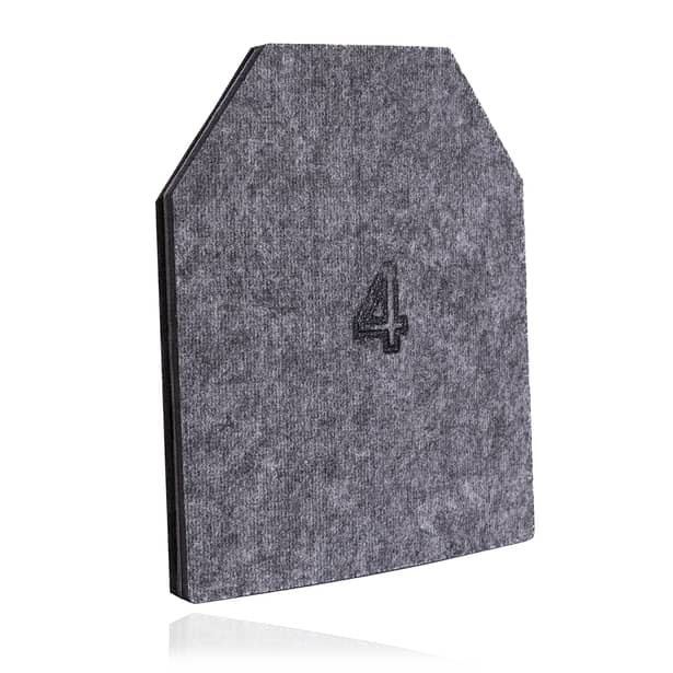 9 - Сталева бронеплита 4-го класу. Вага 3.2 кг. Розмір 25 на 30 см