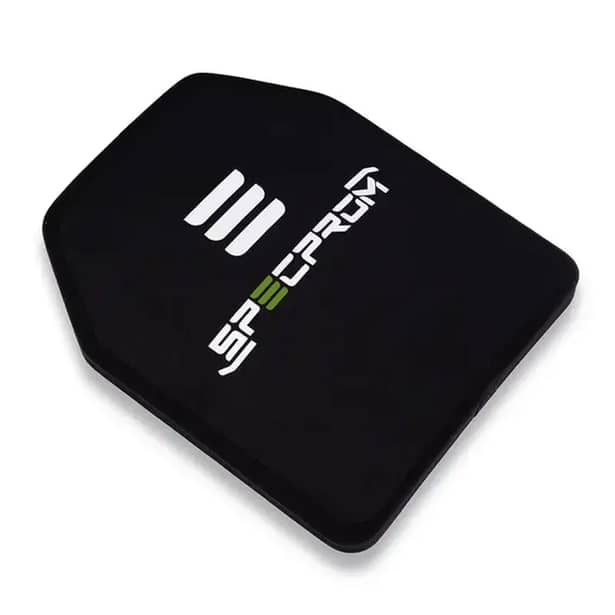 4 - Керамічна бронеплита 4-го класу. Вага 2.3 кг. Розмір 25 на 30 см.