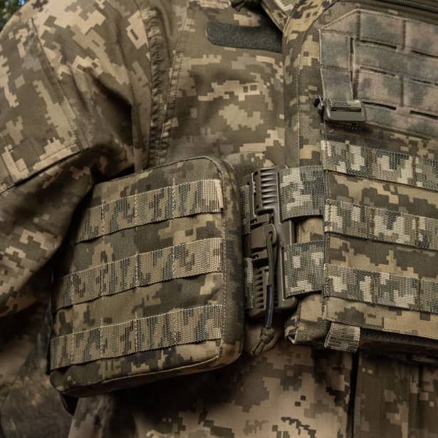 4 - Бокові бронепластини НВМПЕ 3-го класу SPECPROM. Вага 0.62кг. Размер 21.5 на 16см. Піксель. 2шт