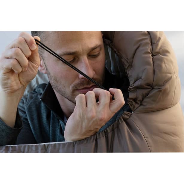 7 - Спальний мішок Naturehike MJ 600 CNK2300SD014. Коричневий