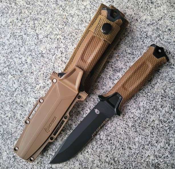 4 - Нож охотничий Gerber Bear Grylls 539-3. Хаки