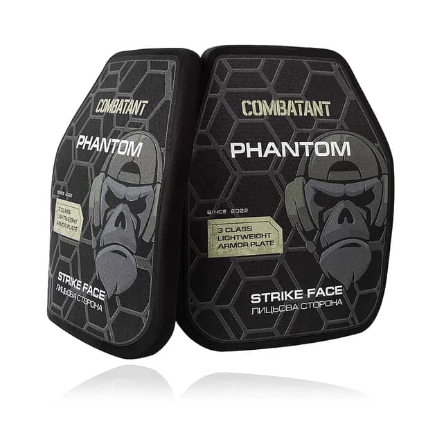 8 - Поліетиленова бронеплита Combatant 3-го класу Ultra-lightweight. Вага 1,4 кг. Розмір 27 на 34 см. Чорна