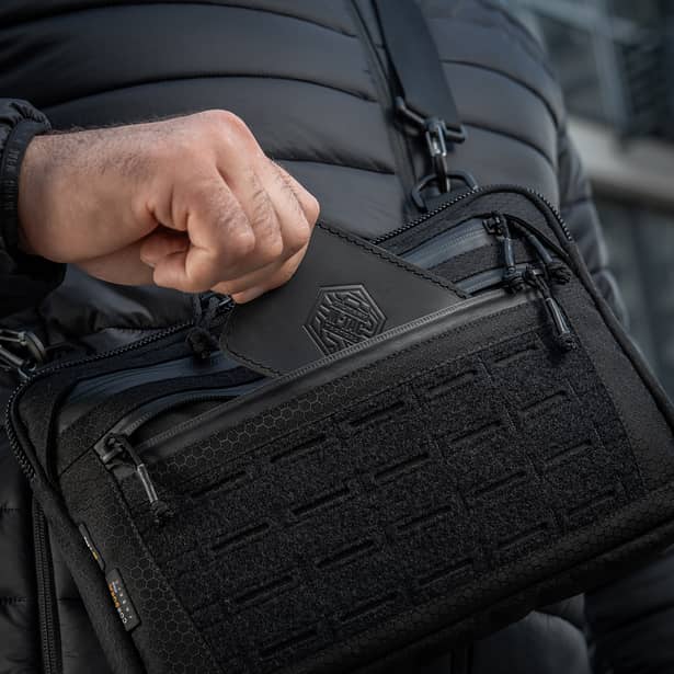 16 - Тактическая сумка M-Tac Admin Bag Medium Elite Hex с липучкой. Черный