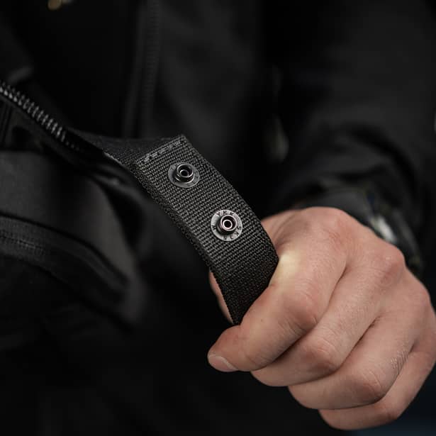 7 - Сумка через плечо M-Tac EDC Bag Elite. Черный