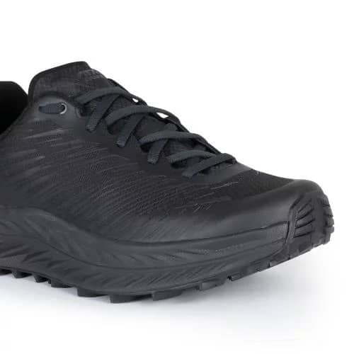 4 - Кросівки тактичні LOWA Fortux. Чорний
