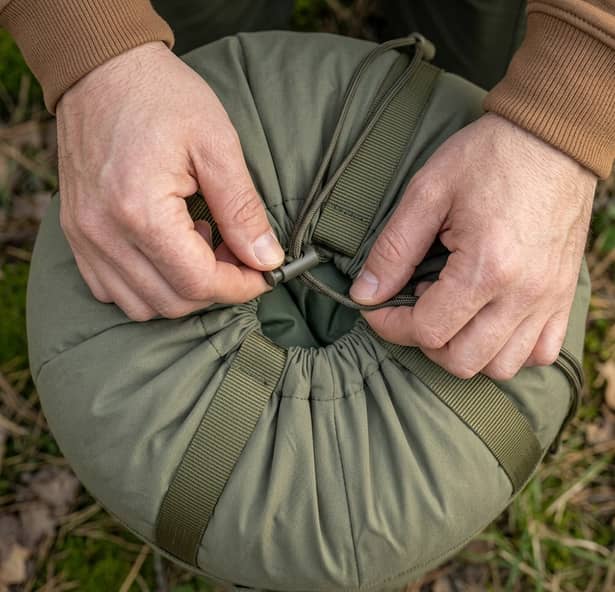 7 - Армійський шведський спальник Carinthia Sovsäck 2000B Оригінал. Олива