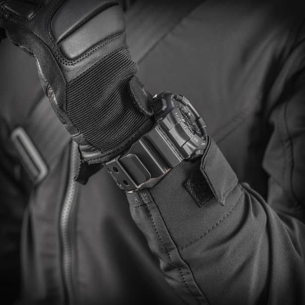 7 - Тактические часы M-Tac Sport. Черный