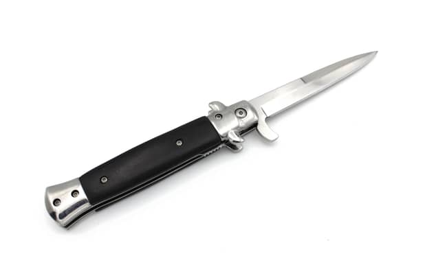 4 - Нож складной Browning A827. Черный