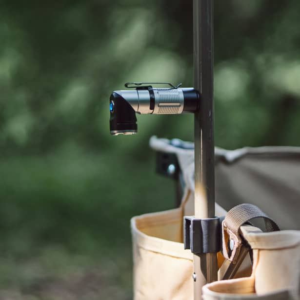 3 - Ручной фонарь с клипсой Naturehike CNK2450ZM013. Серый