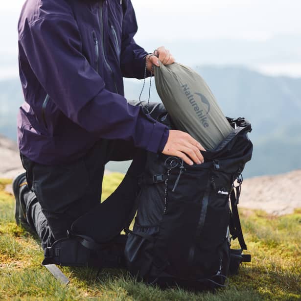 7 - Палатка сверхлегкая одноместная Naturehike Cloud Up Base 1 Tent Pro CNK2350WS020. Песочный