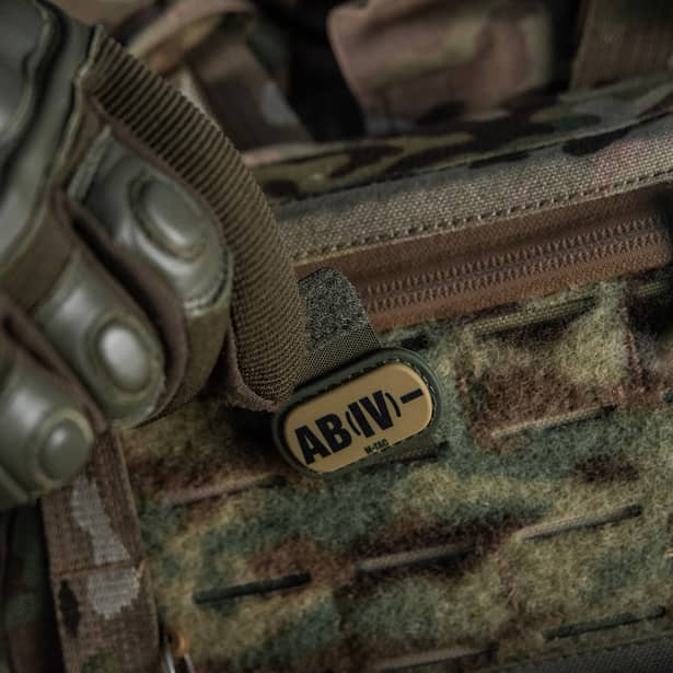 8 - Патч с креплением MOLLE M-Tac PVC группа крови AB (IV)-. Олива