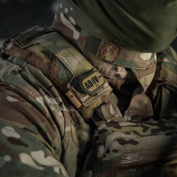10 - Патч с креплением MOLLE M-Tac PVC группа крови AB (IV)-. Олива