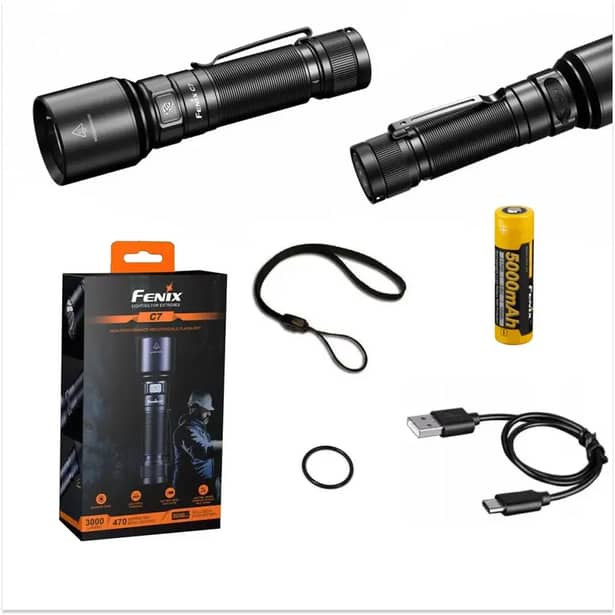 6 - Фонарь ручной Fenix C7. Черный