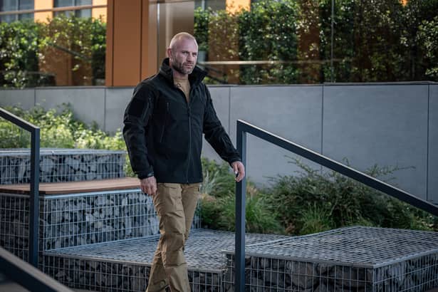 2 - Куртка Helikon Gunfighter Softshell Shark Skin Windblocker. Черный