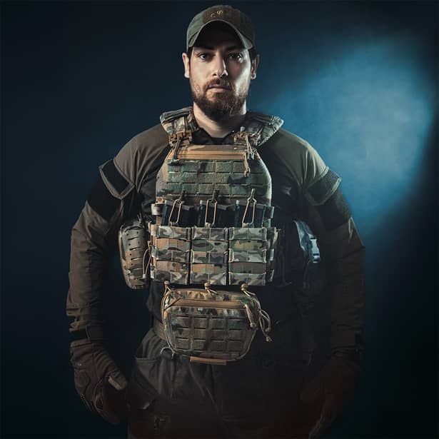 3 - Плитоноска TUR PRO с системой быстрого сброса. Molle. 3 подсумка для AK/AR. Цвет Мультикам.