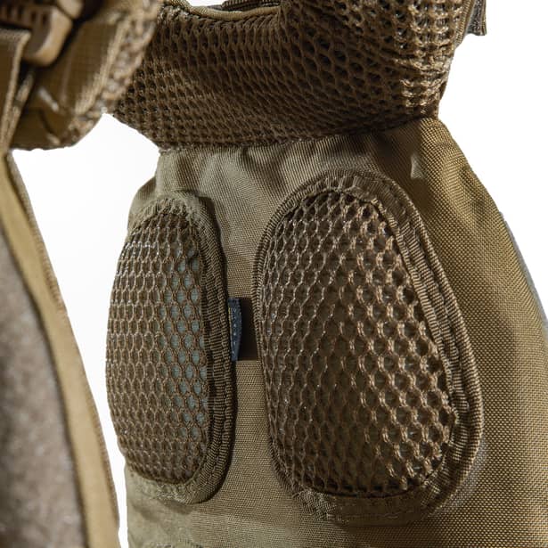 12 - Плитоноска TUR PRO с системой быстрого сброса. Molle. 3 подсумка для AK/AR. Цвет Койот.