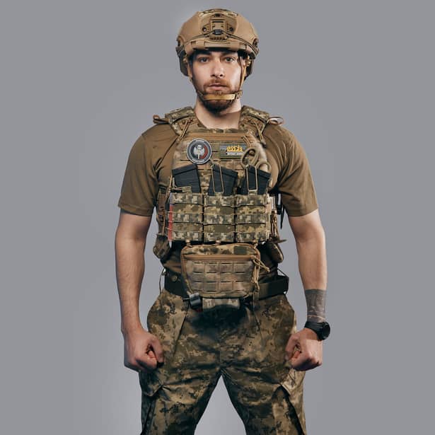 4 - Бронежилет 3-го класу (TUR PRO Gen 2). Вага 3.7 кг. З системою швидкого скидання. Molle. Колір Піксель. Розмір S/M.