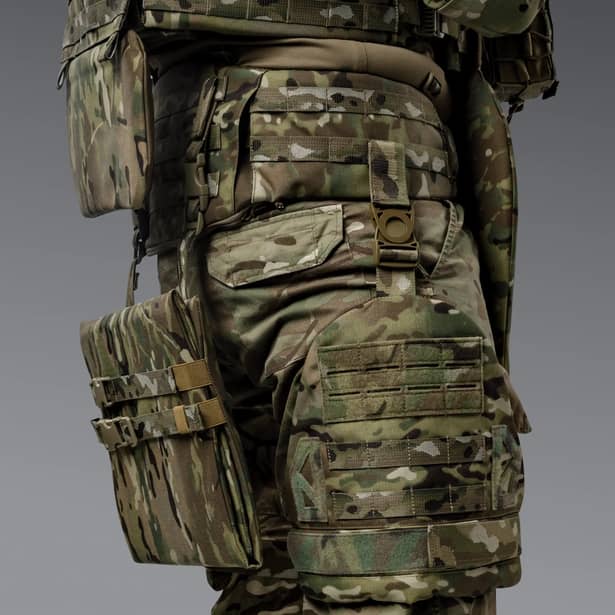 4 - Балістичний захист стегон 2-го класу захисту. CORDURA 1000D. Мультикам