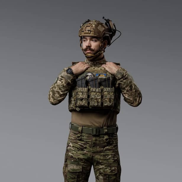 3 - Плитоноска SVAROG PRO с системой быстрого сброса. Molle. Цвет Пиксель.