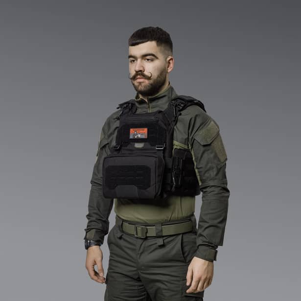 3 - Збільшений адміністративний підсумок. Розмір XL. Чорний